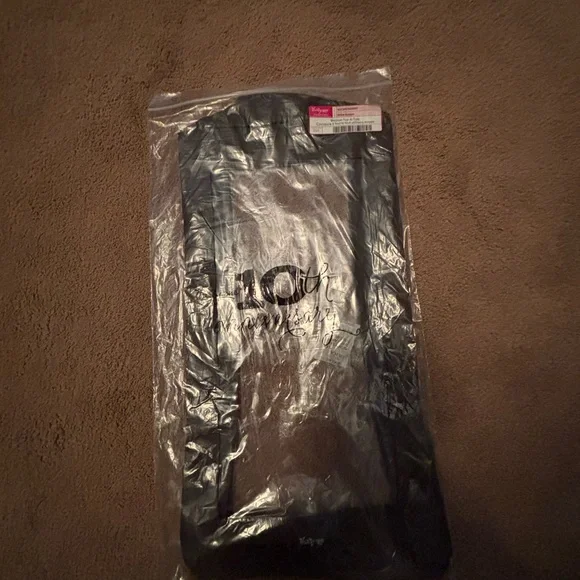 Gently used Thirty-One Owl Print Tote Bag Multicolor & NWT Clear Cover . - Picture 4 of 5